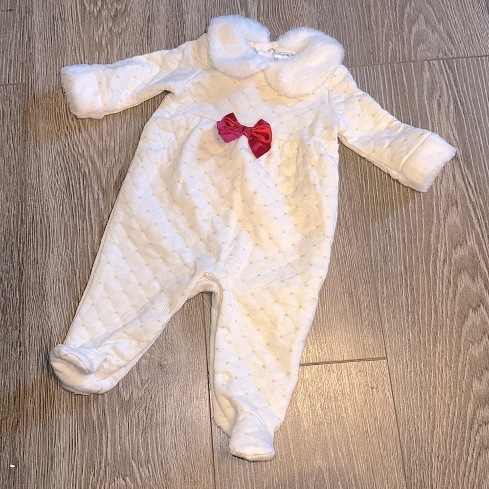 Nicole Miller Holiday Outfit
